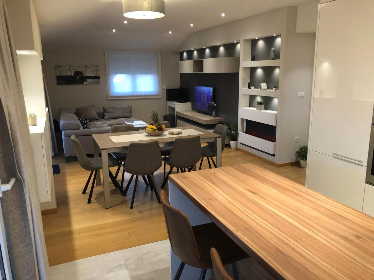 Sunny Apartment Ana ميدولين المظهر الخارجي الصورة