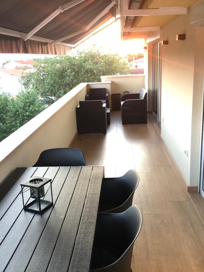 Sunny Apartment Ana ميدولين المظهر الخارجي الصورة
