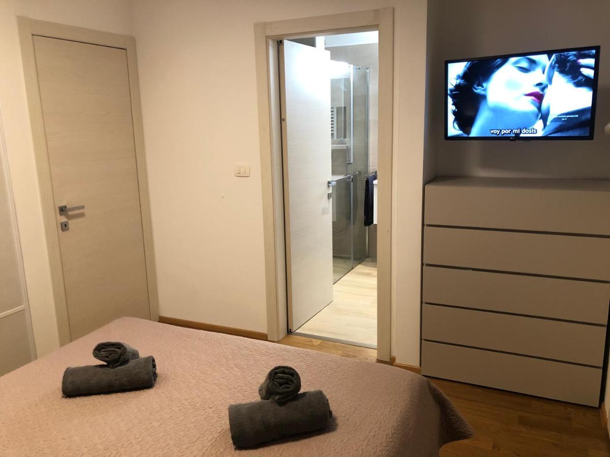 Sunny Apartment Ana ميدولين المظهر الخارجي الصورة