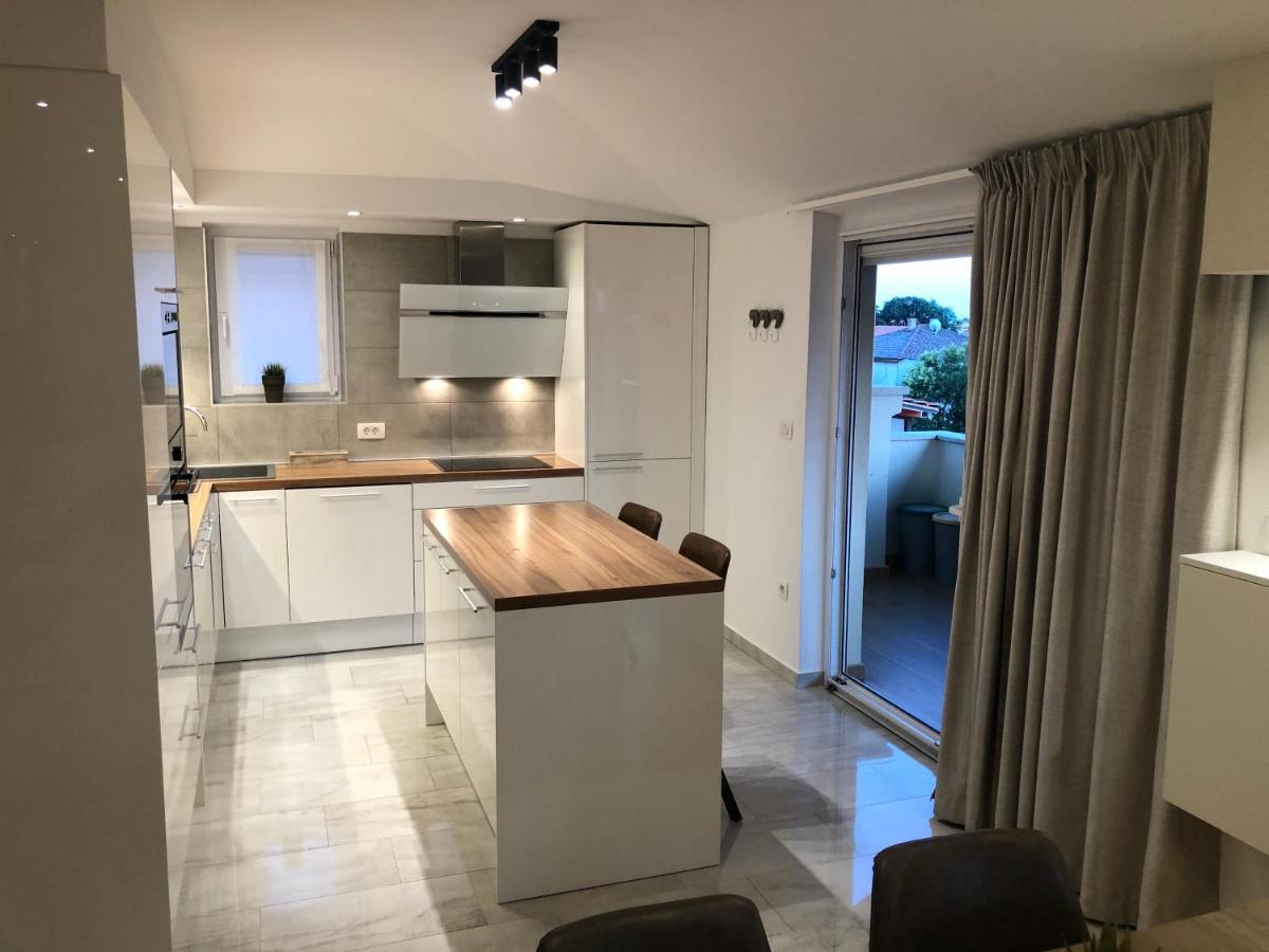 Sunny Apartment Ana ميدولين المظهر الخارجي الصورة
