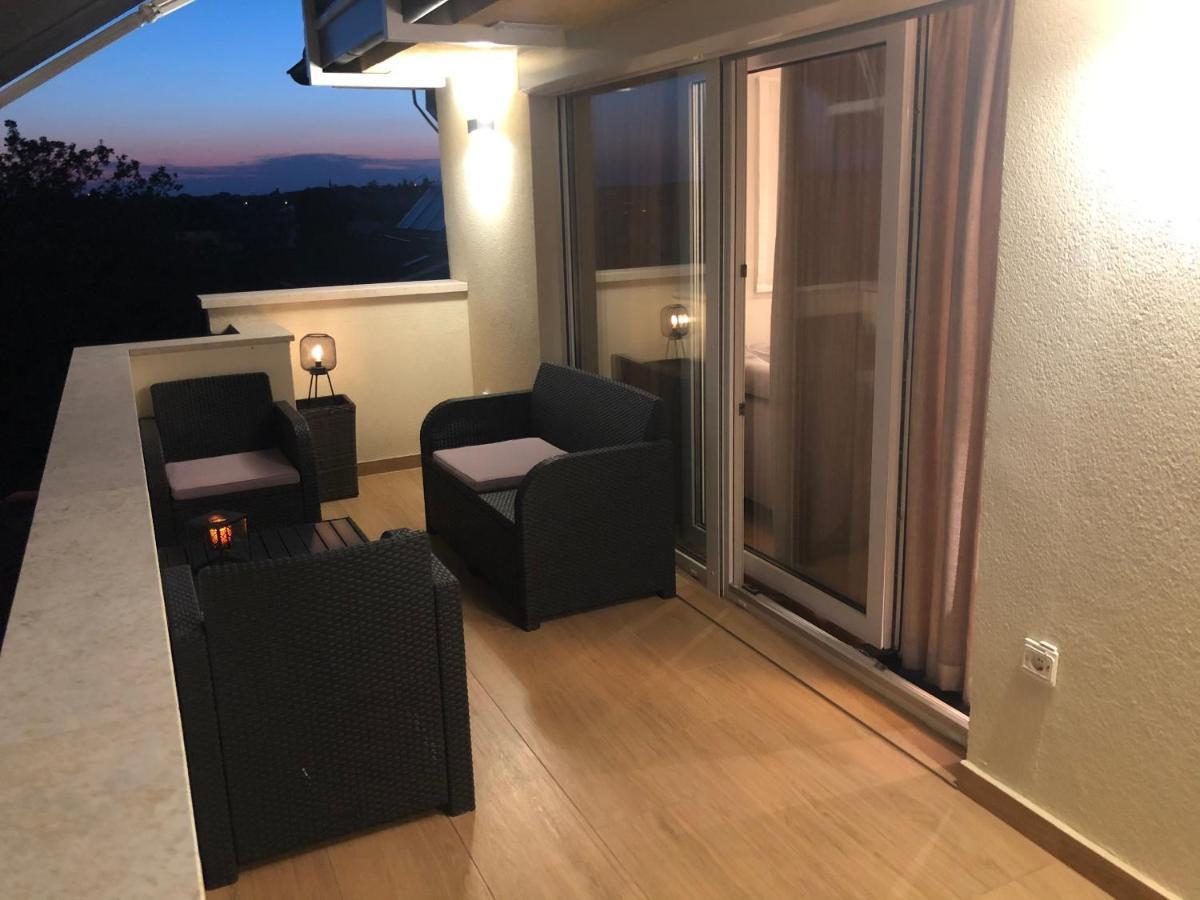 Sunny Apartment Ana ميدولين المظهر الخارجي الصورة